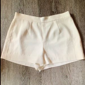 AQUA WOMENS CREAM CAUSAL SHORTS SZ SMALL